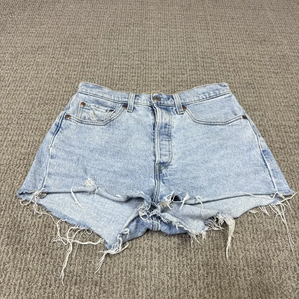 Levi’s 501 Shorts Blue 5 Button Fly Pockets Women’s Size 26